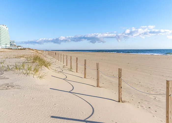 Oceanfront 2 Bedroom Modern Beach Condo W Pool