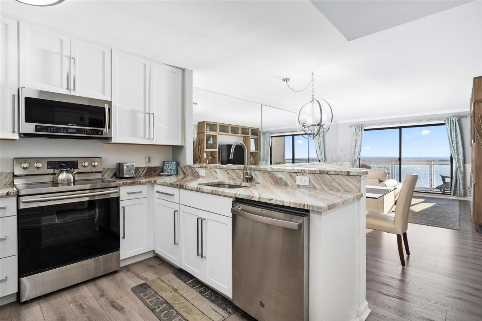 Ferienhaus Oceanfront 2 Bedroom Modern W Pool Ocean Stadt