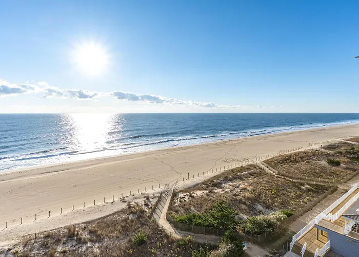 Oceanfront 2 Bedroom Modern Beach Condo W Pool